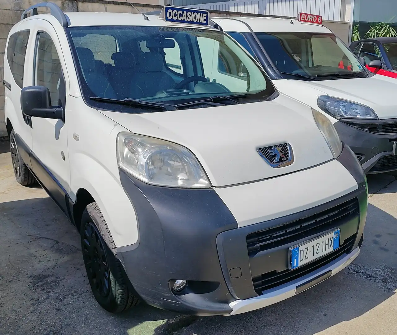 Peugeot Bipper Tepee 1.4 hdi 2tronic*CAMBIO NUOVO* Wit - 1