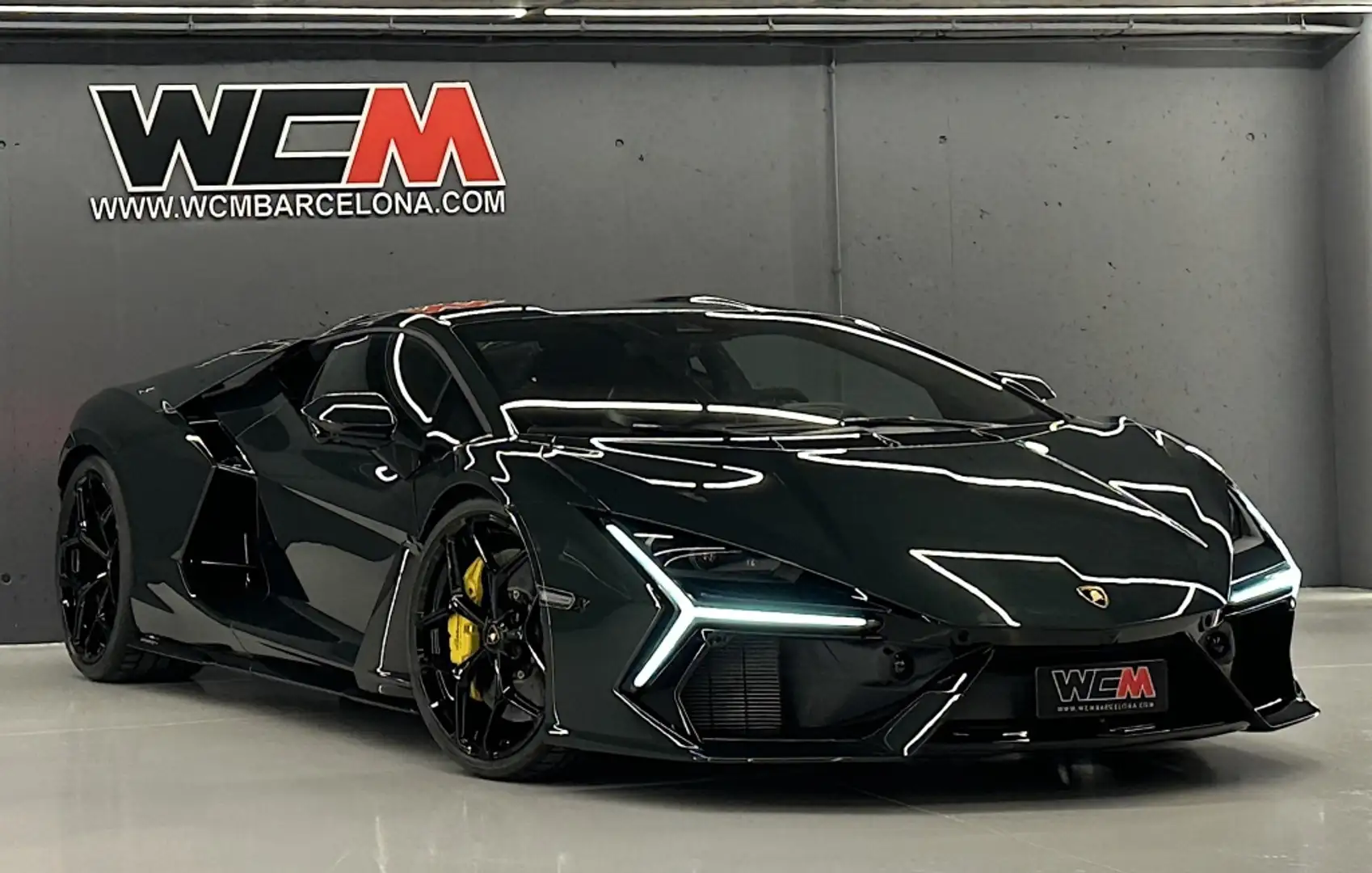 Lamborghini Revuelto Verde - 1