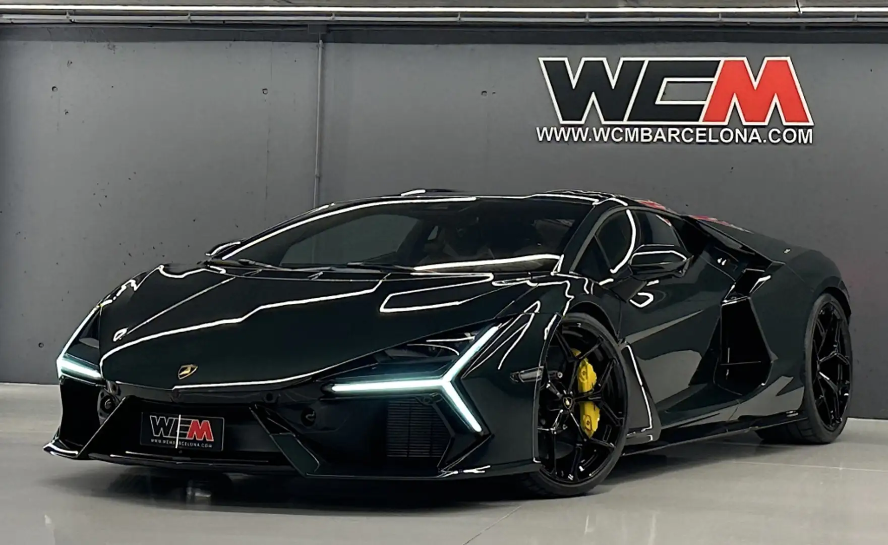 Lamborghini Revuelto Verde - 2