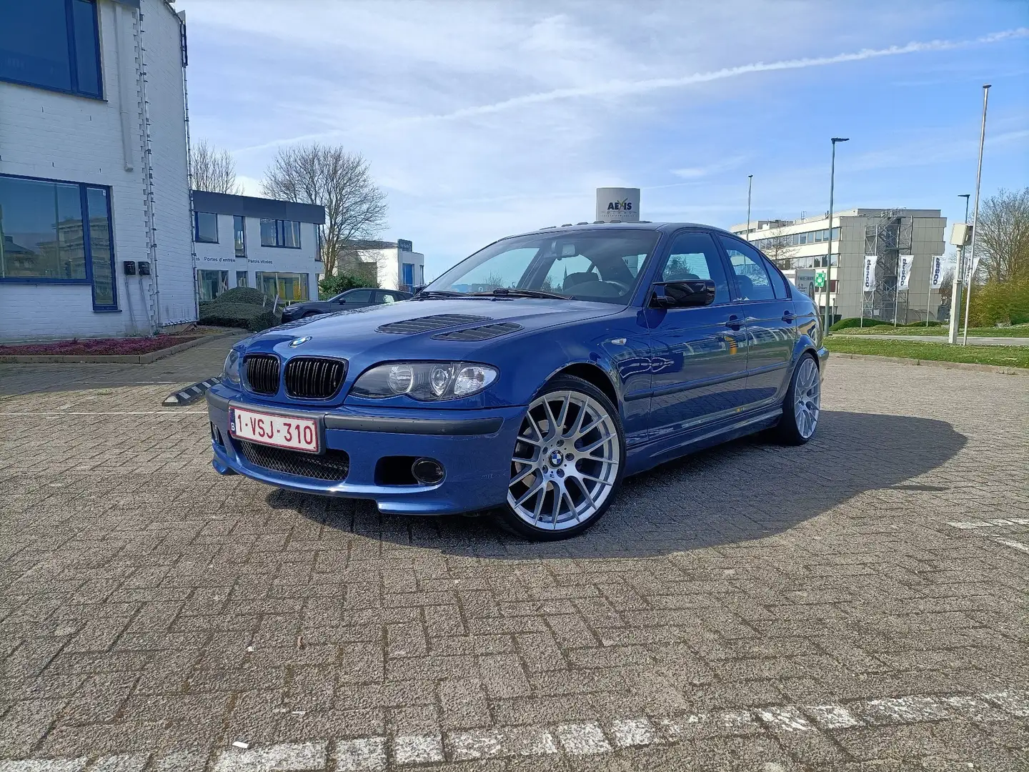 BMW 320 320i A Albastru - 1