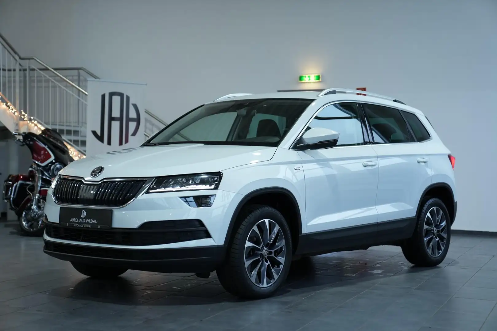 Skoda Karoq Drive 125 *AUTOMATIK*LED*NAV* Wit - 2