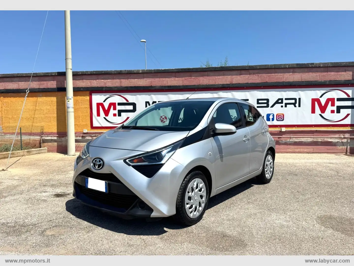Toyota Aygo AYGO X-BUSINESS 1.0 72CV 5P. AUTOMATICA Grigio - 1