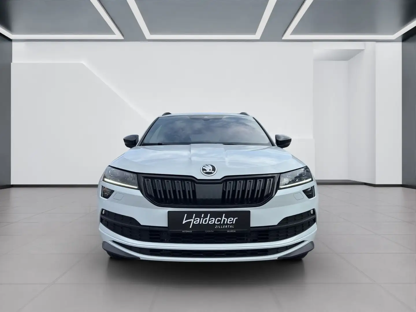 Skoda Karoq 2.0 TDI SCR 4x4 Sportline DSG ILS DAB LED Weiß - 2