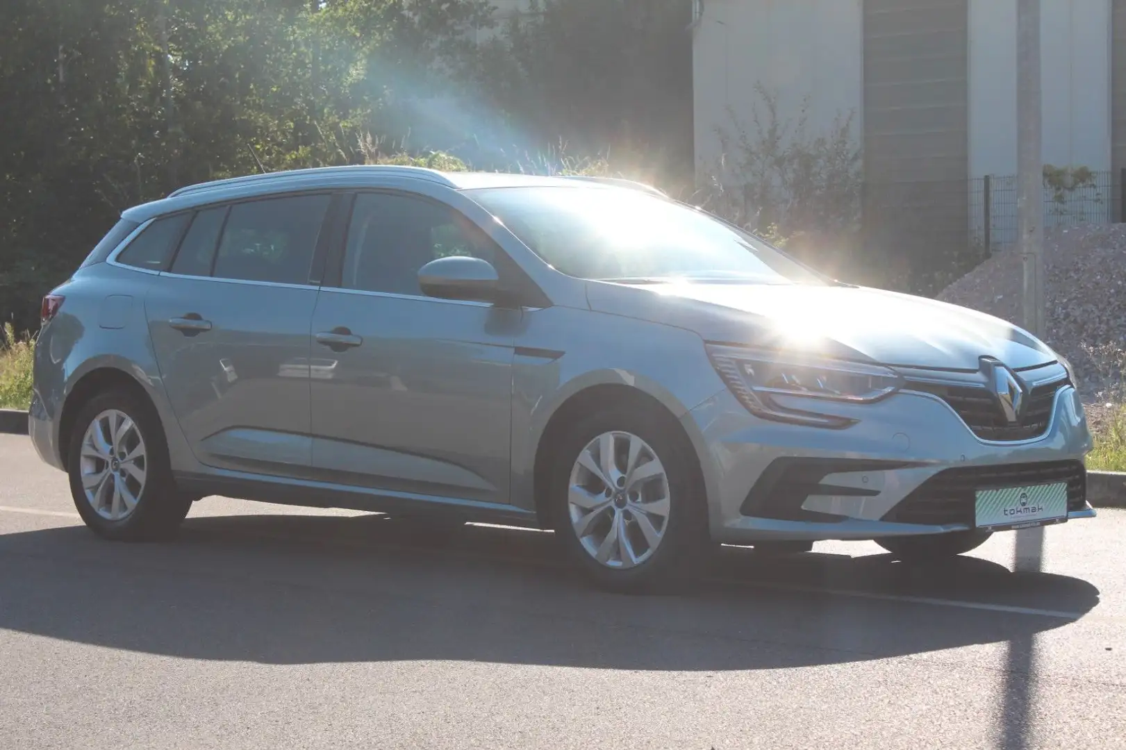 Renault Megane IV Grandtour Style Paket Navi Grau - 2