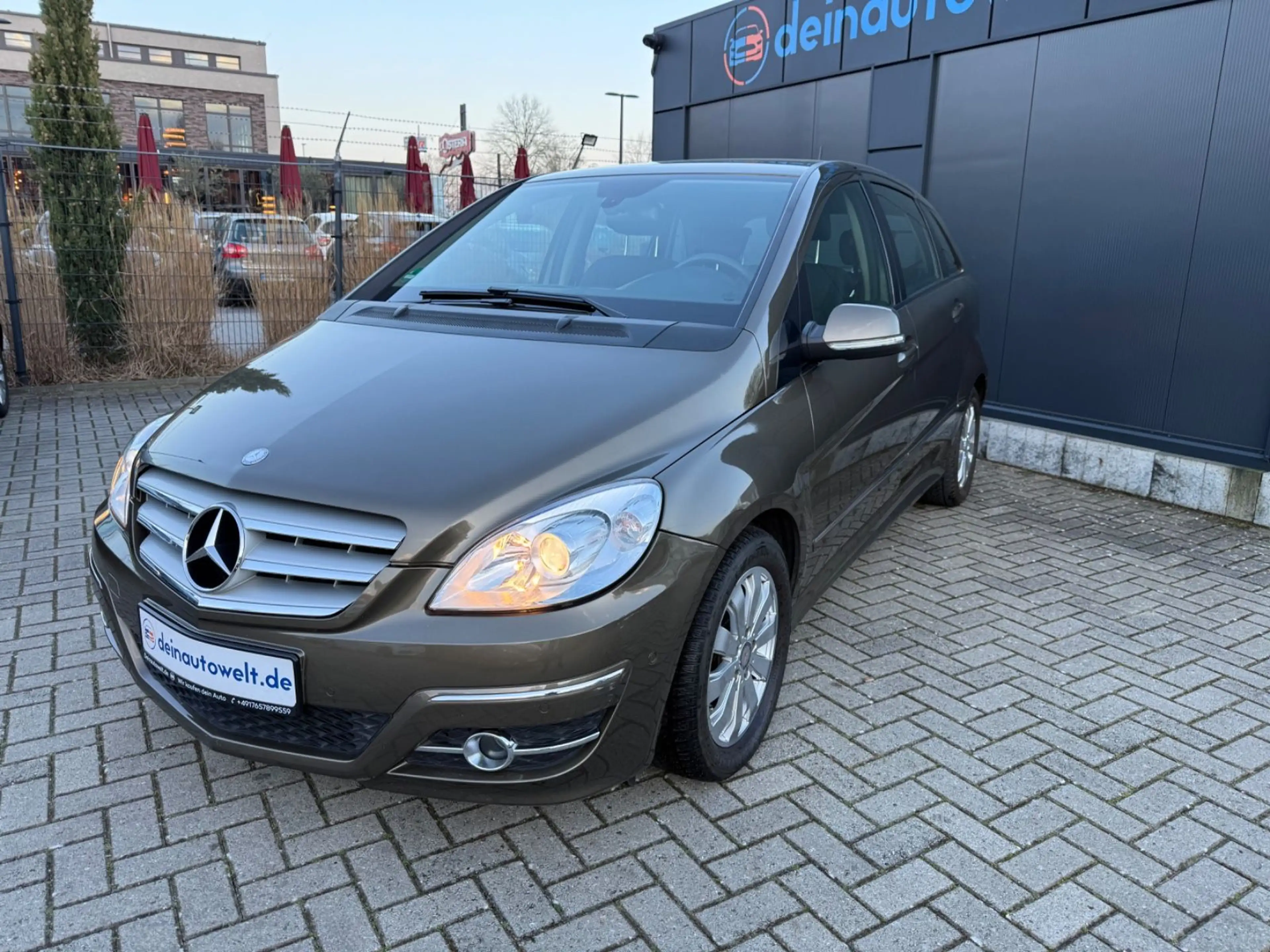 Mercedes-Benz B 180 CDI 1.Hand