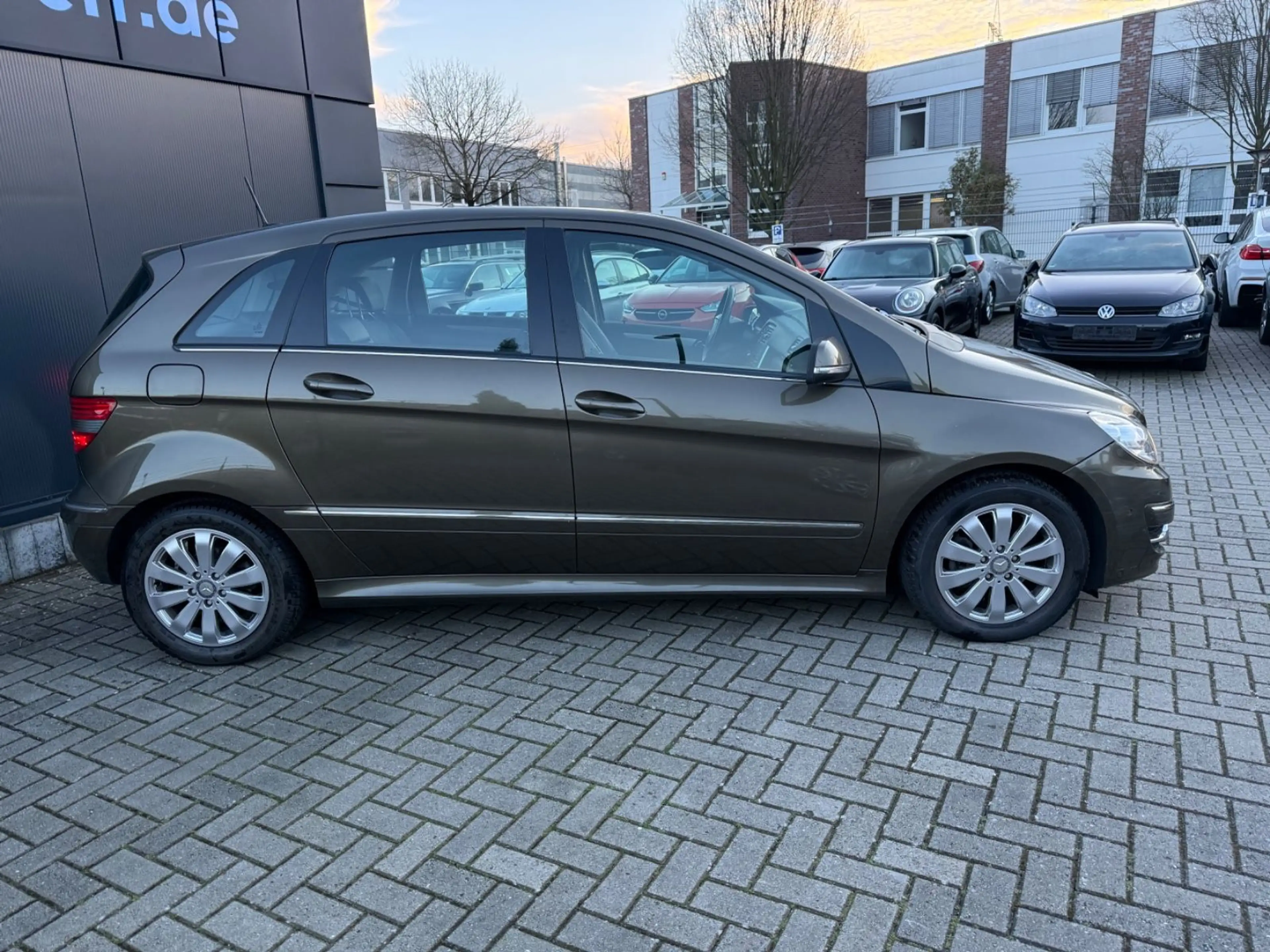 Mercedes-Benz B 180 CDI 1.Hand — photo 4