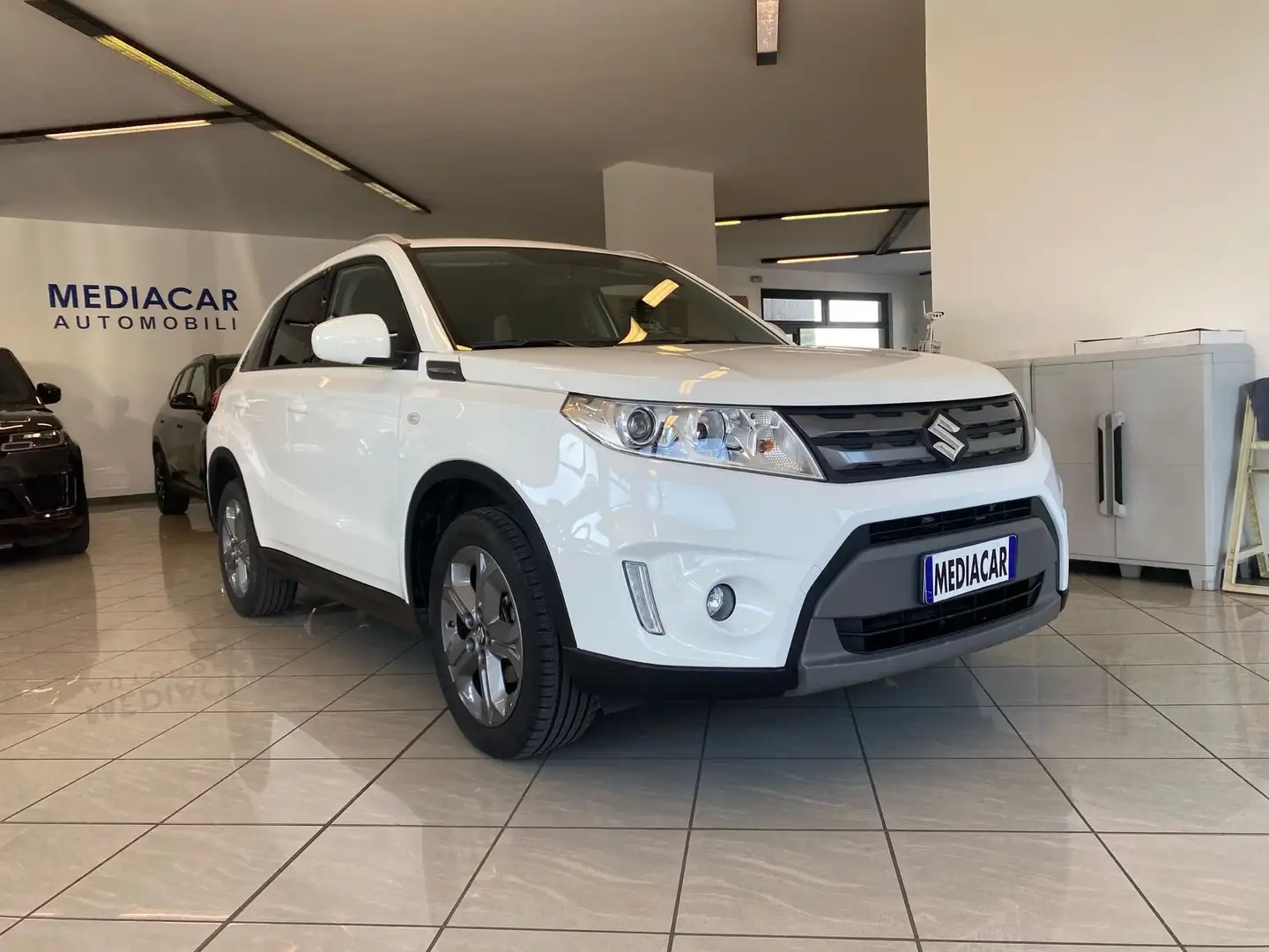 Suzuki Vitara 1.6 vvt V-Cool s&s 2wd Bianco - 1