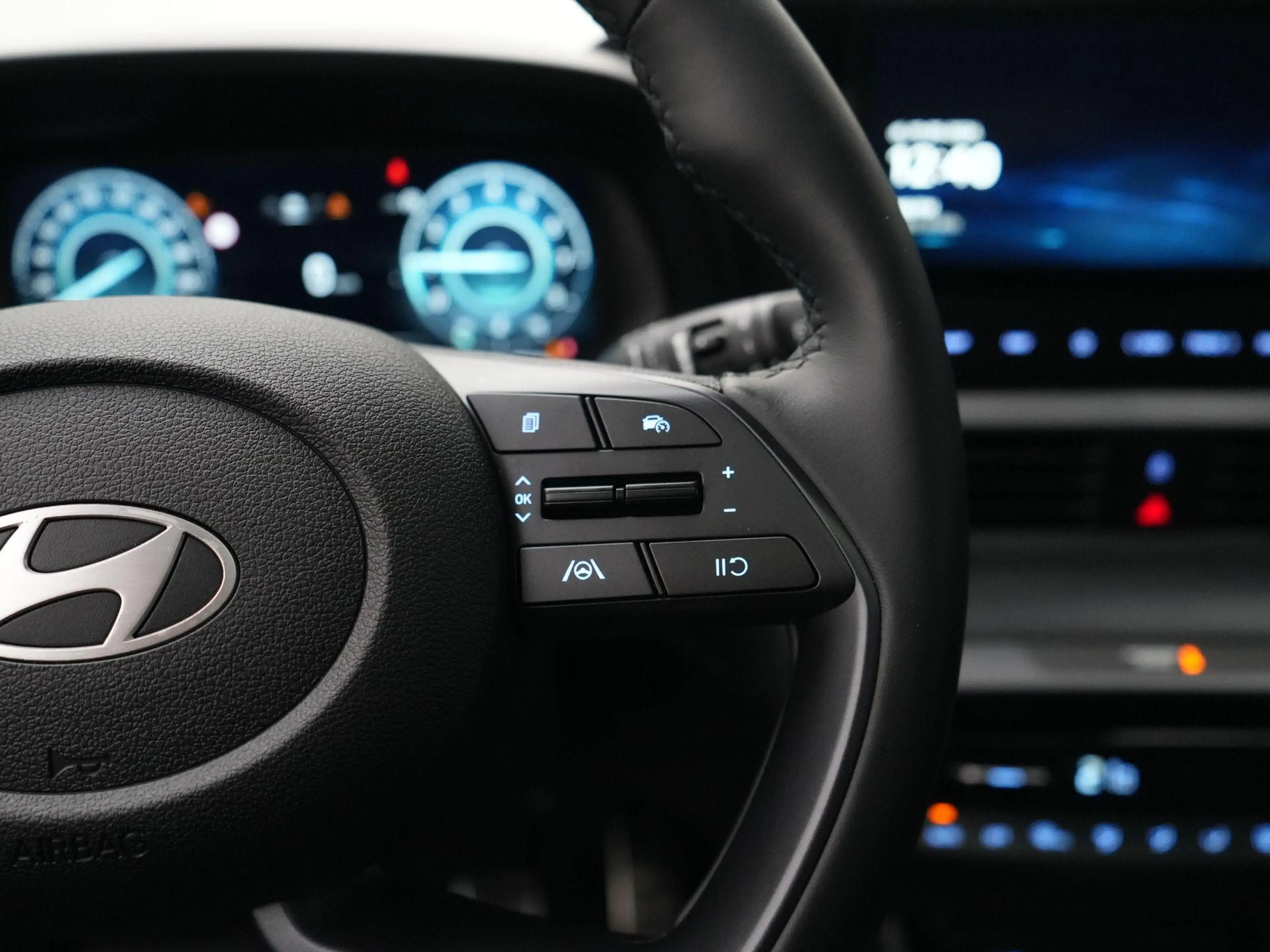 Hyundai BAYON 1.0 T-GDI Premium Sky | Camera | Navigatie | Apple — photo 15