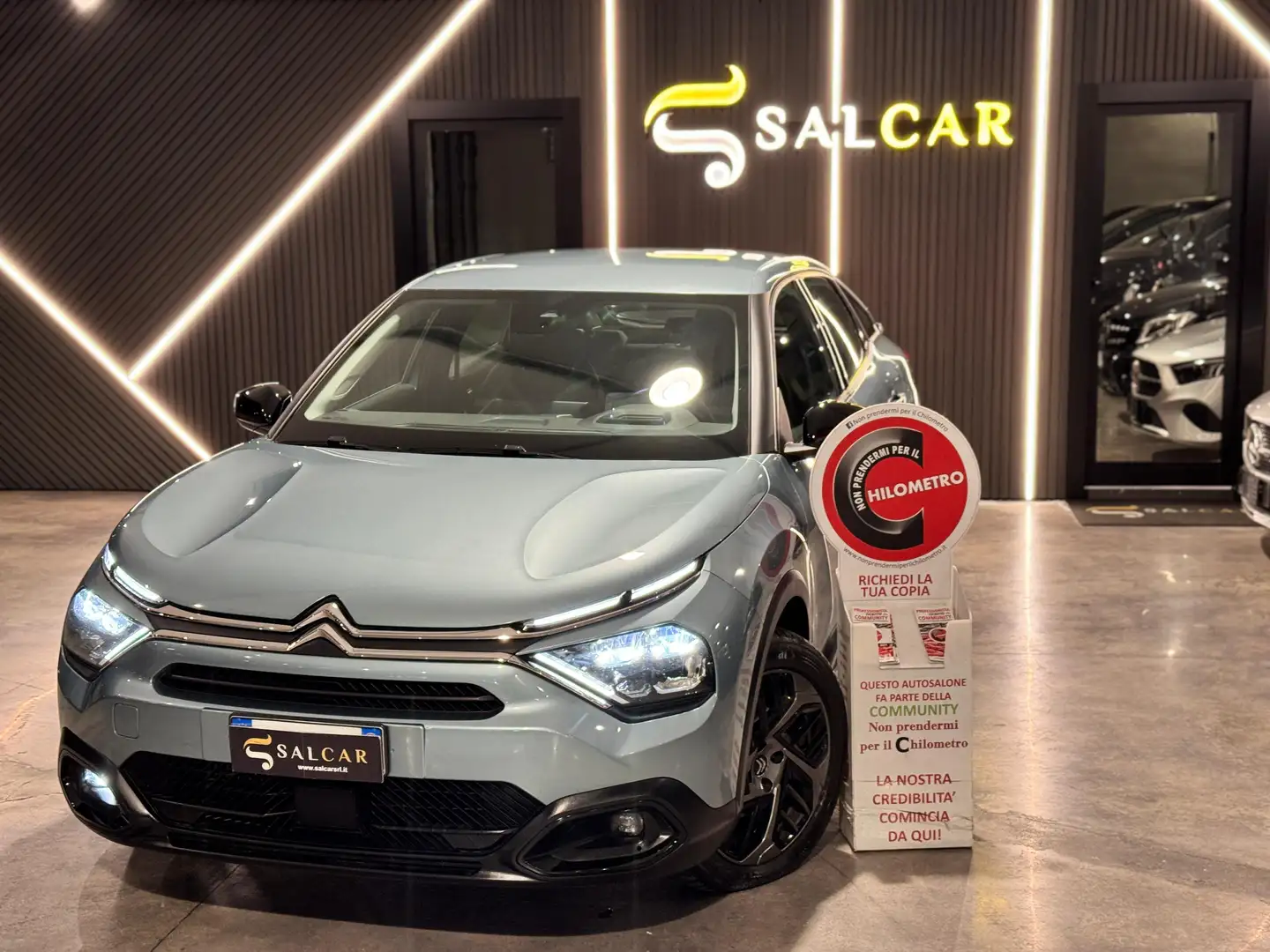 Citroen C4 1.5 130cv bluehdi Feel Pack automatica 2022 Bleu - 1