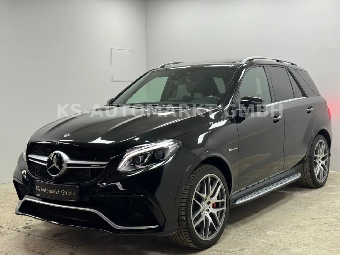 Mercedes-Benz GLE 63 AMG GLE 63 S AMG 4Matic*Panorama*360°*AHK*Massage* Černá - 1