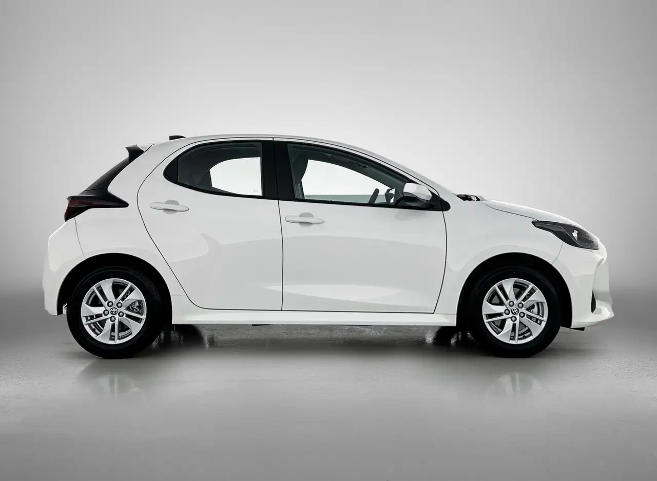 Toyota Yaris 2026 — фото 13