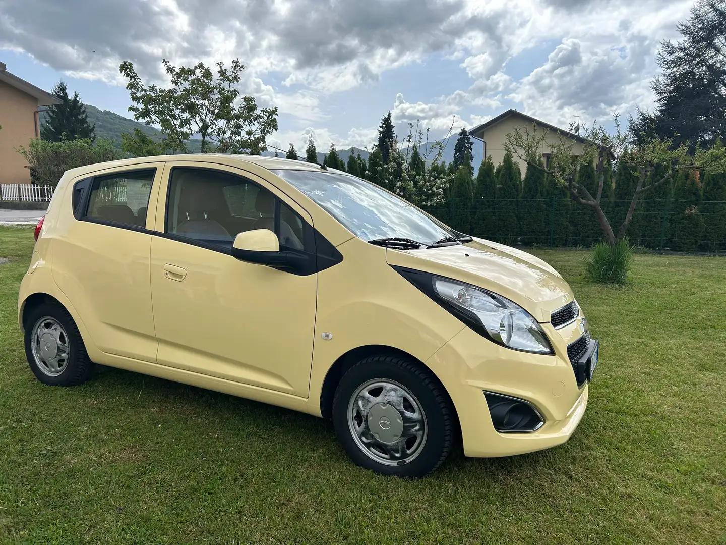 Chevrolet Spark Giallo - 1