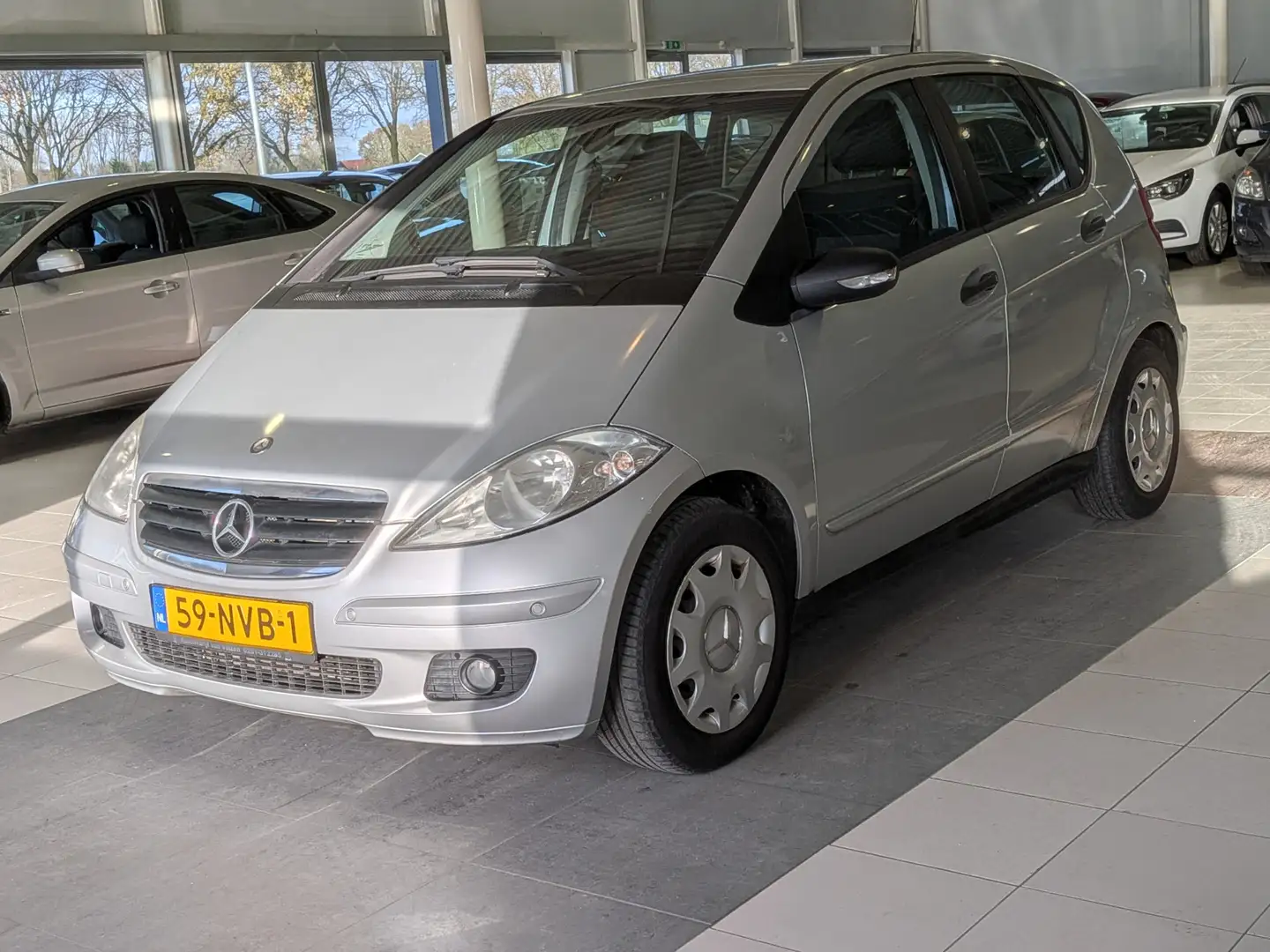 Mercedes-Benz A 170 Classic Automaat Airco, Stuurbekrachtiging Grijs - 2