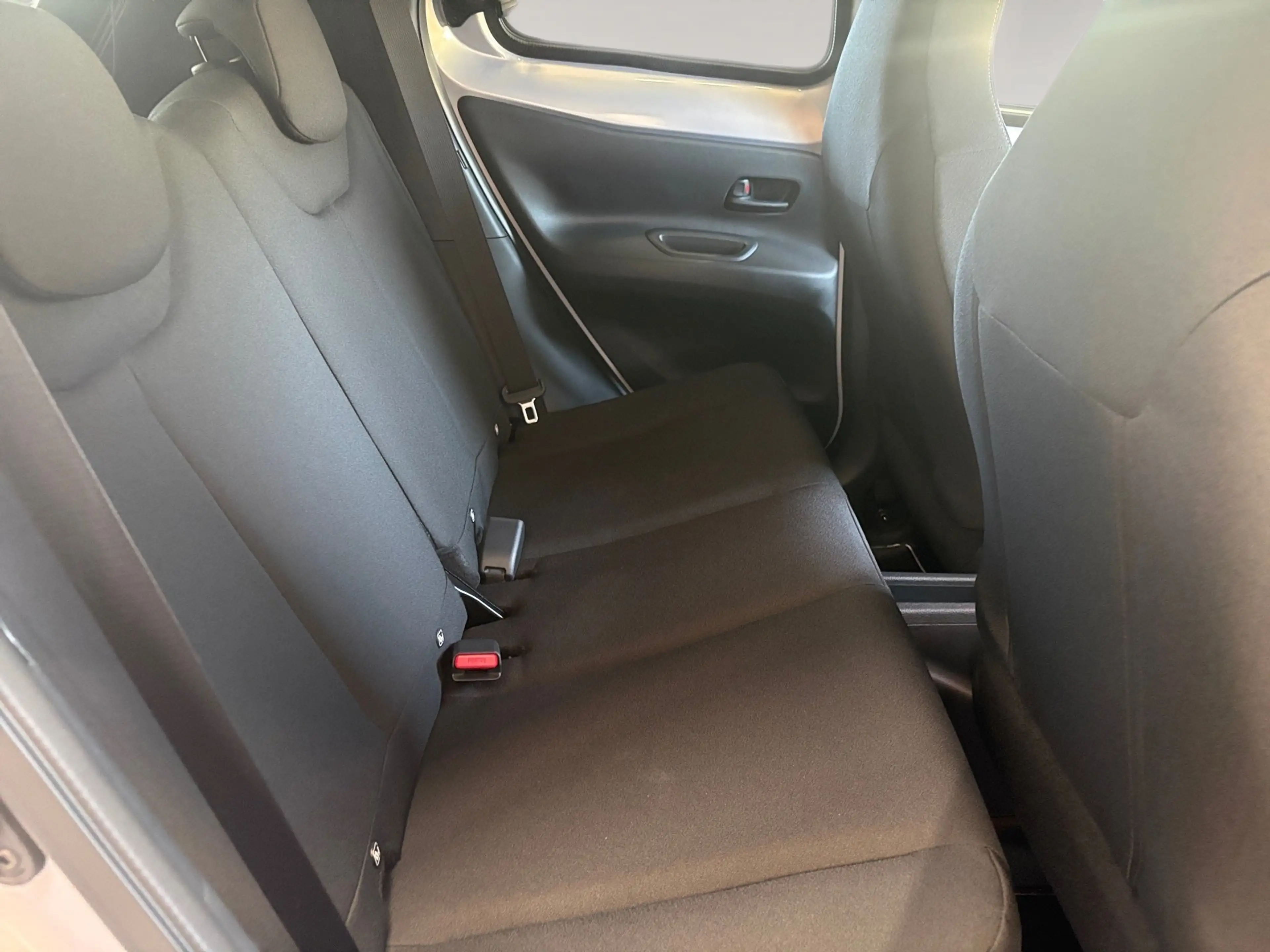 Toyota Aygo X 5-Türer Teamplayer 1.5 l Hybrid Stufenlos — photo 13