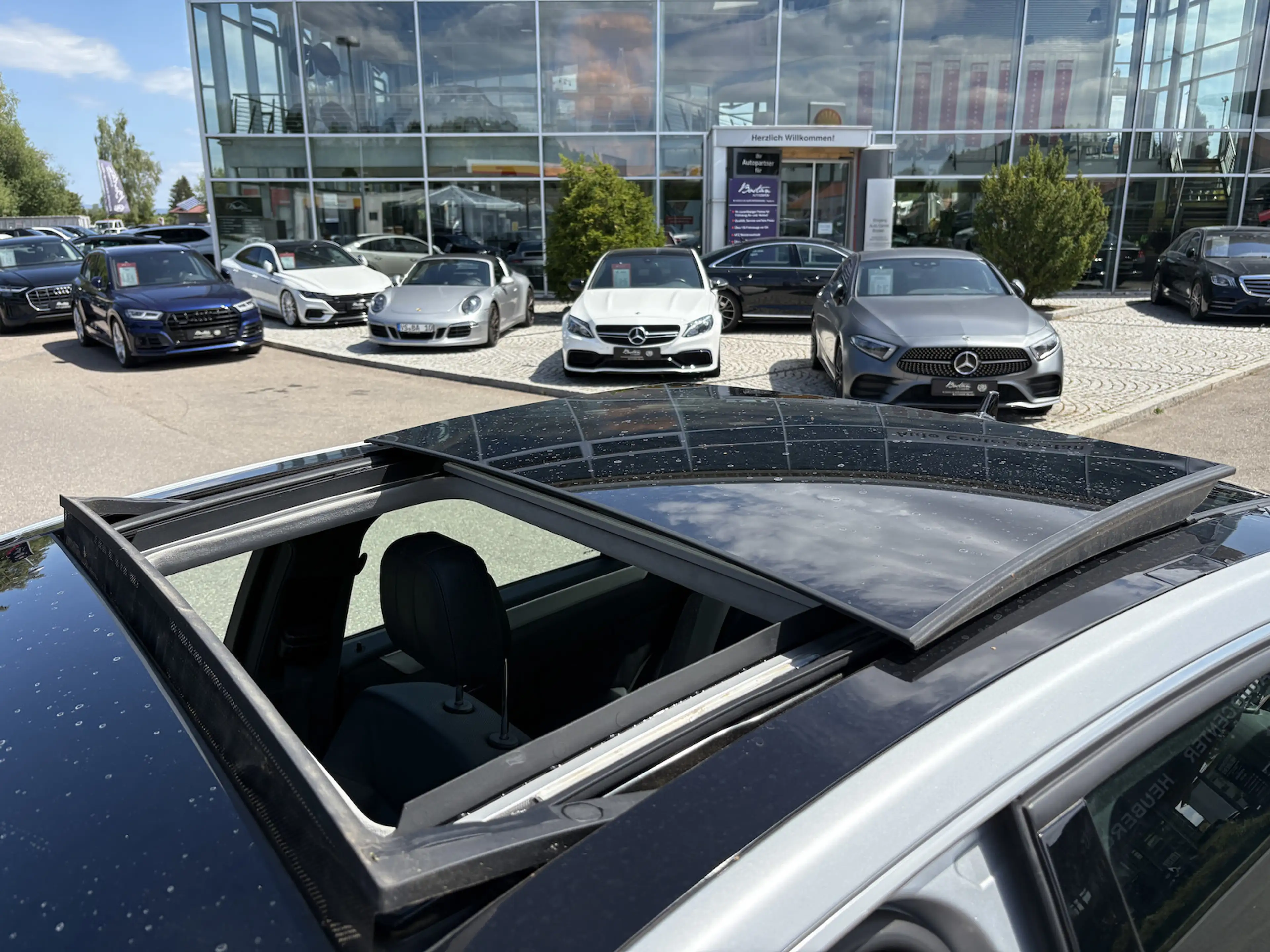 Mercedes-Benz E 350 CDI 4Matic KAMERA/PANO/MEMORY/NAVI/SHZ/AHK — photo 4