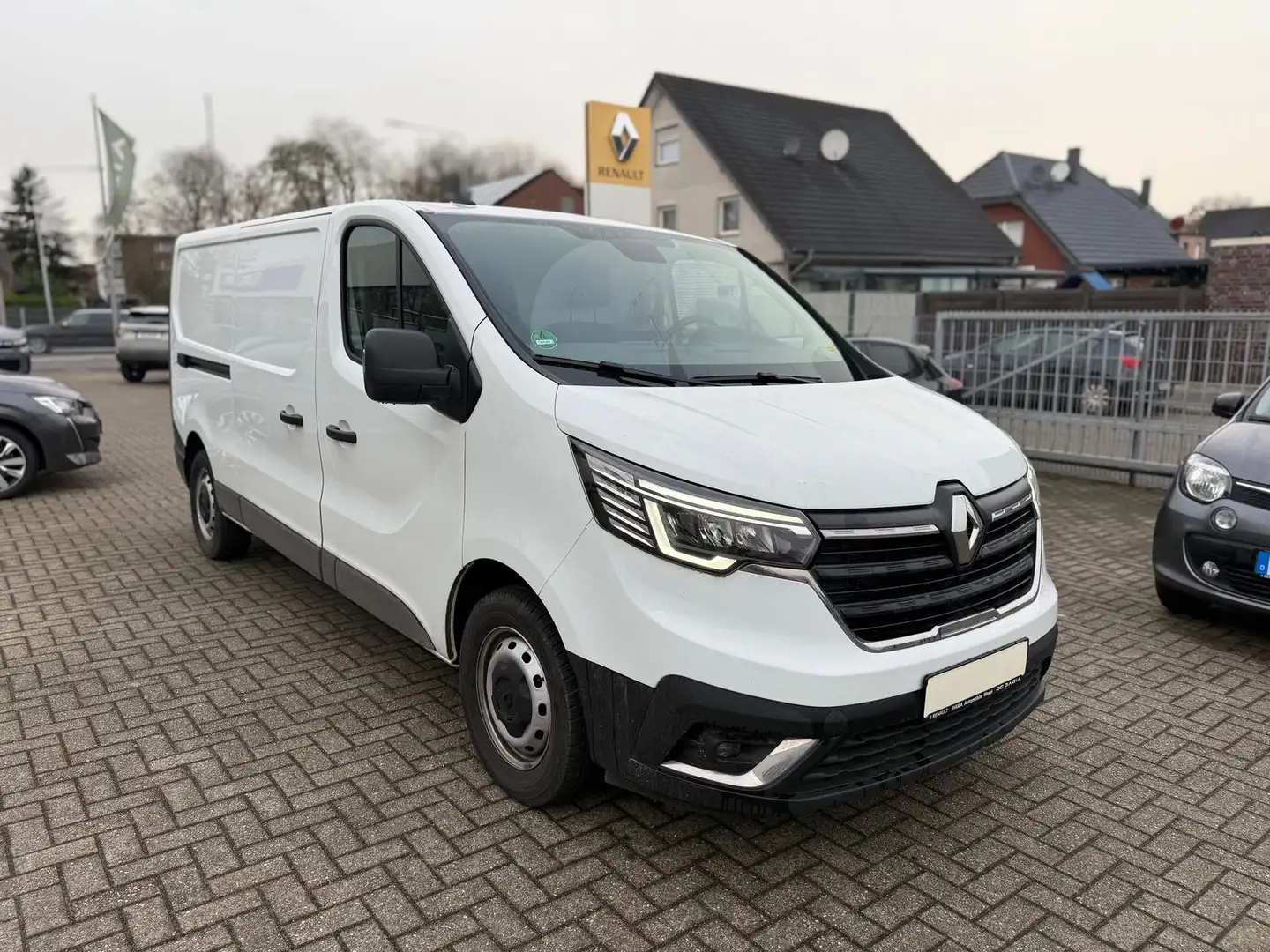 Renault Trafic L2H1 3,1t Komfort*PDC*ALLWET*NAVI*AUTOMAT Bianco - 2