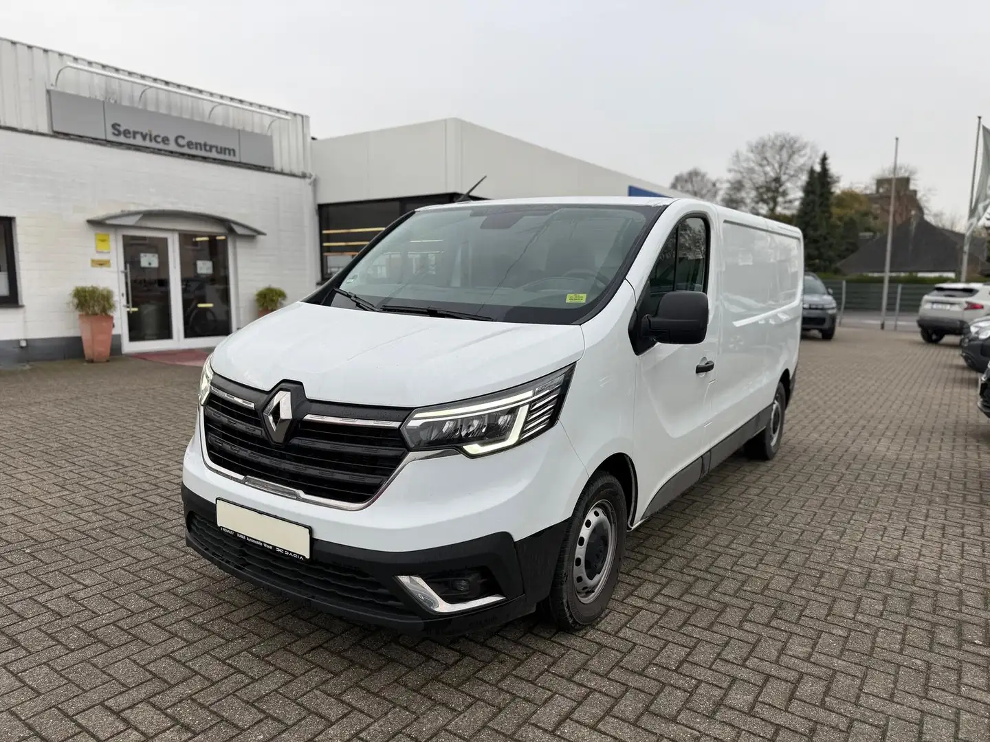 Renault Trafic L2H1 3,1t Komfort*PDC*ALLWET*NAVI*AUTOMAT Weiß - 1