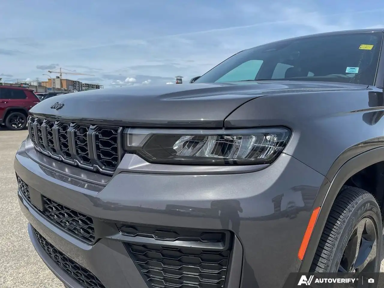 Jeep Grand Cherokee снимка Jeep Grand Cherokee