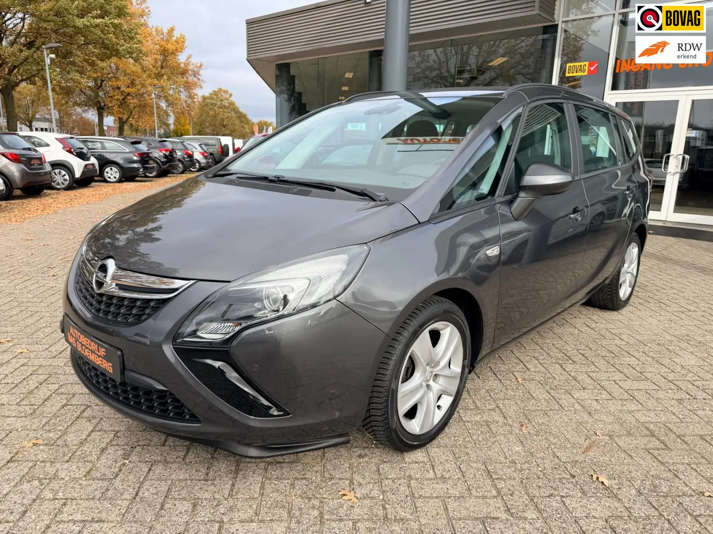 Opel Zafira Tourer 1.4 Edition, Clima , Stoel en stuur verwarming, cr Schwarz - 1