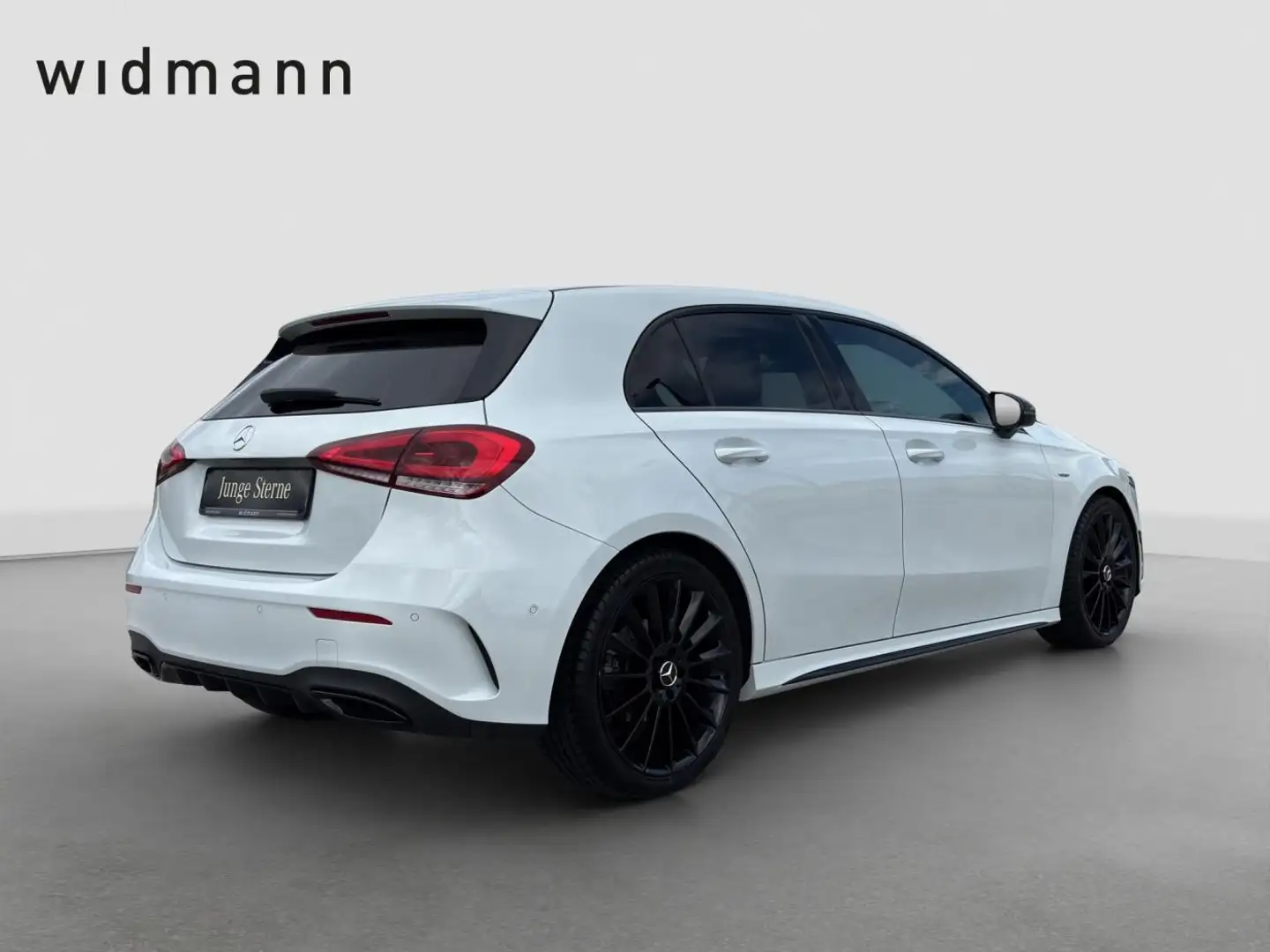Mercedes-Benz A 180 *AMG*Navi*PTS*Rückfahrkamera*Automatik*SHZ Weiß - 2