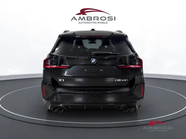 BMW X1 view 8