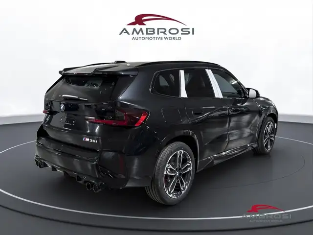 BMW X1 view 3