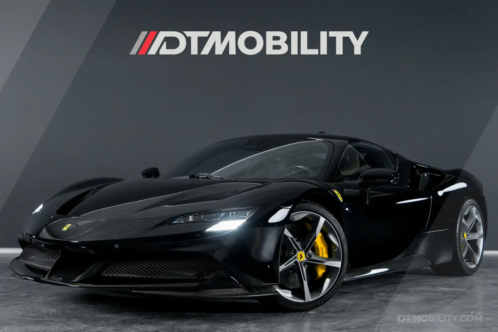 Ferrari SF90 Stradale 4.0 V8 | Assetto Fiorano | Daytona Racing seats | Noir - 1