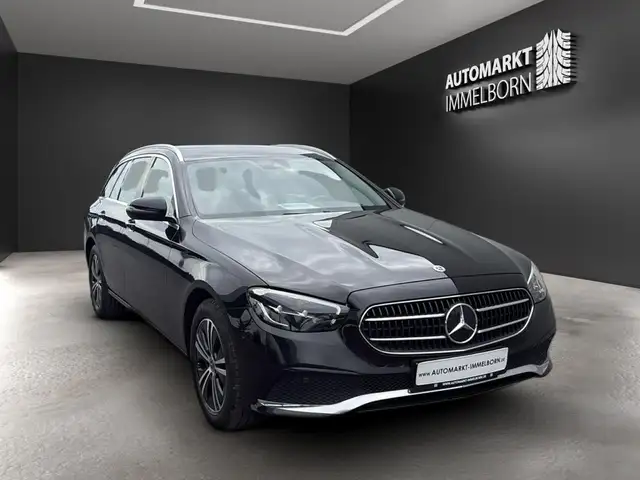 Mercedes-Benz E-Class view 2