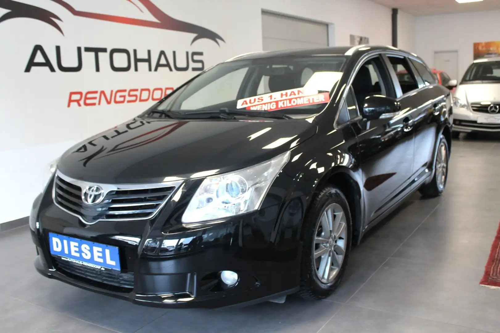 Toyota Avensis Kombi Edition 1.Hand Schwarz - 2