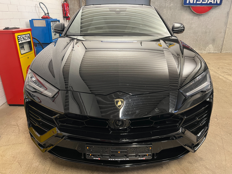 Lamborghini Urus — photo 4