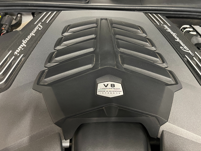 Lamborghini Urus — photo 9