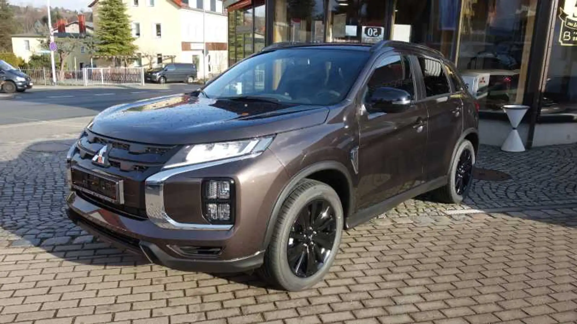 Mitsubishi ASX Spirit+ 2.0 CVT Navi,Totwinkelassist.,AHK,Winterrä Braun - 1