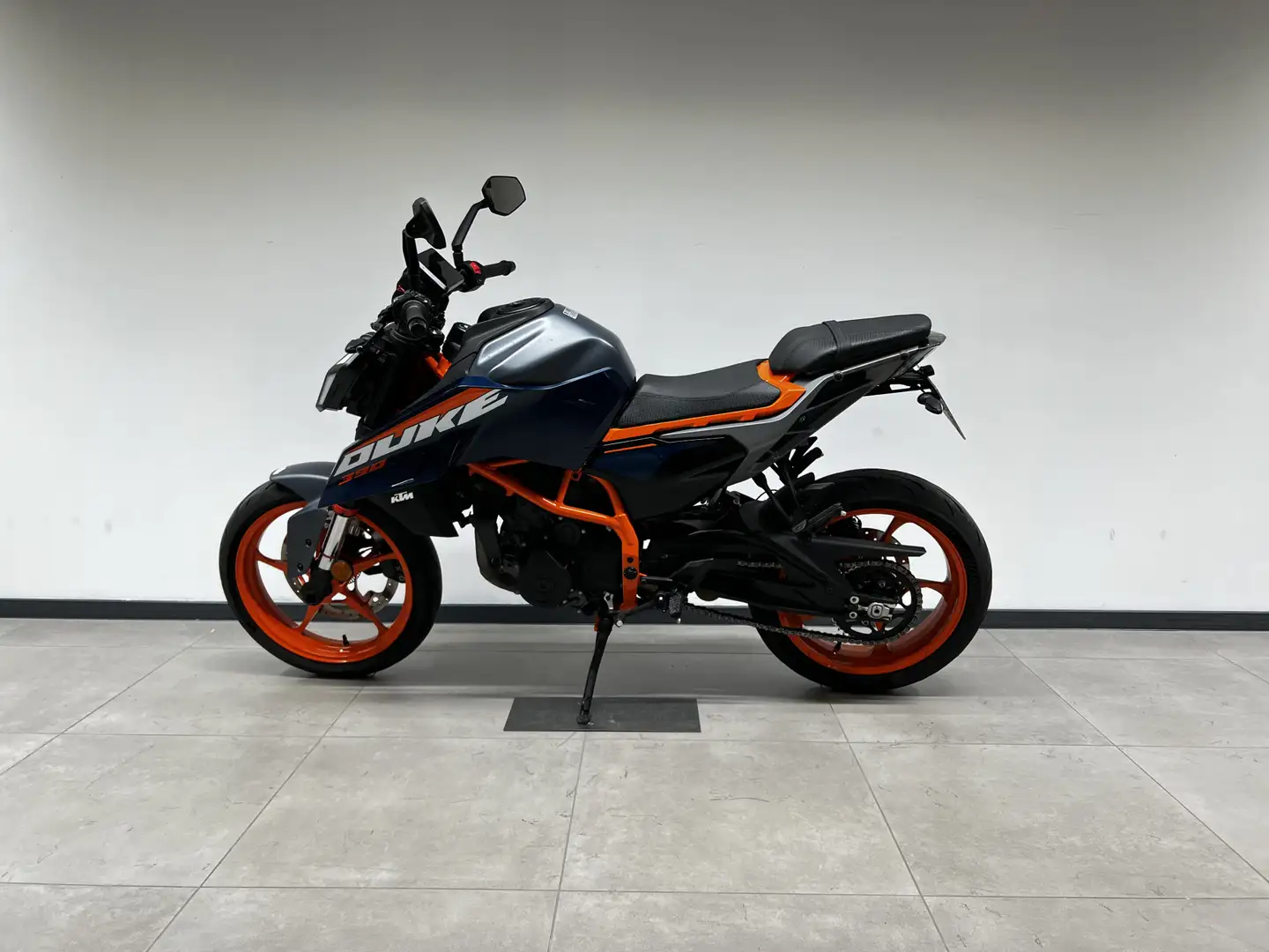 KTM 390 Duke Bleu - 2