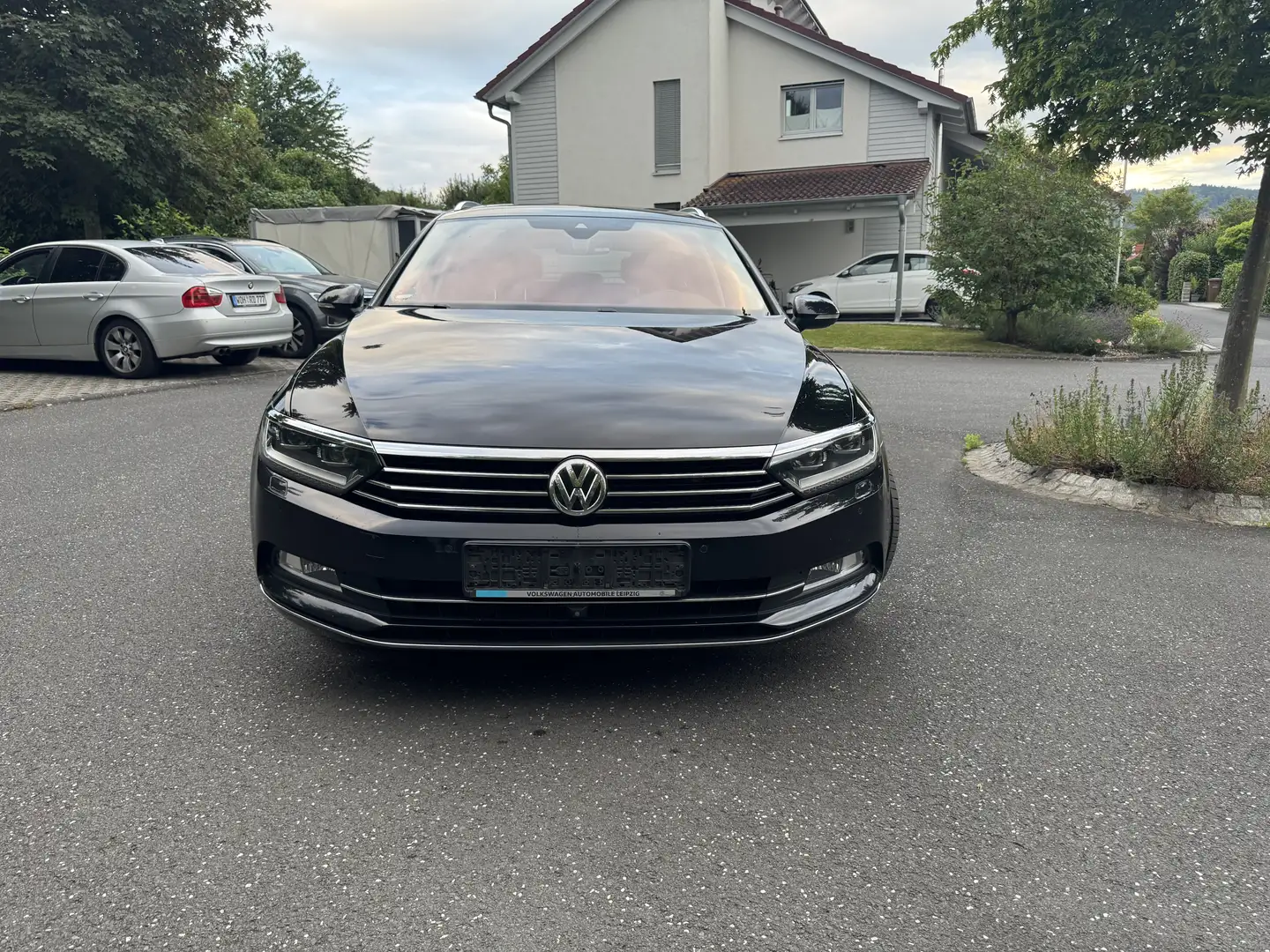 Volkswagen Passat 2.0 TDI SCR (BlueMotion Tech) 4Motion D Highline Czarny - 1