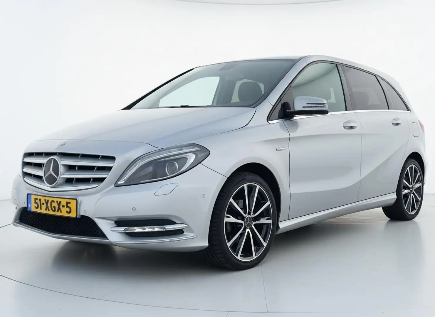 Mercedes-Benz B 180 Ambition AIRCO CRUISE TREKHAAK NAV PDC Gris - 1