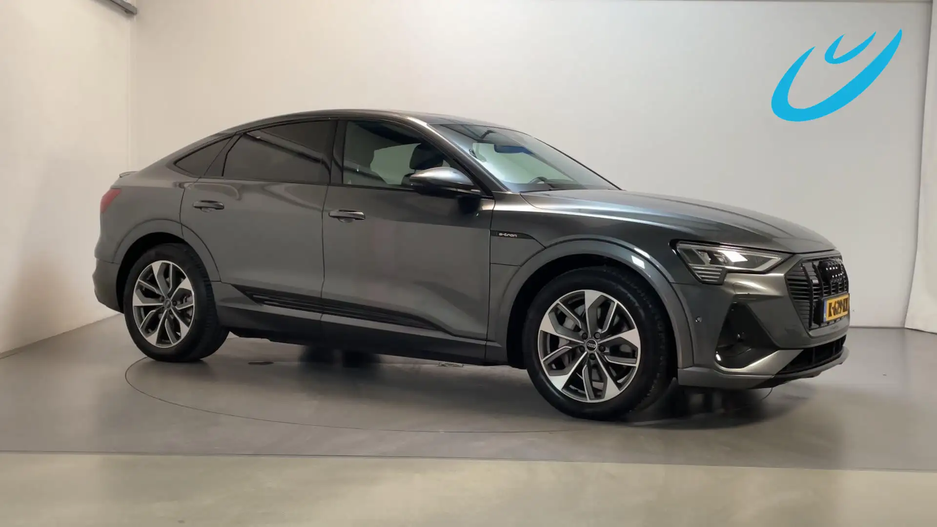 Audi e-tron Sportback 50 Quattro S Edition 71 kWh Panoramadak Grijs - 1