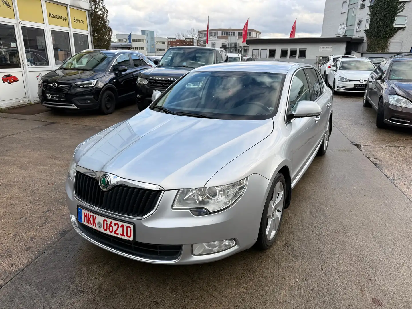 Skoda Superb Ambition Grau - 2