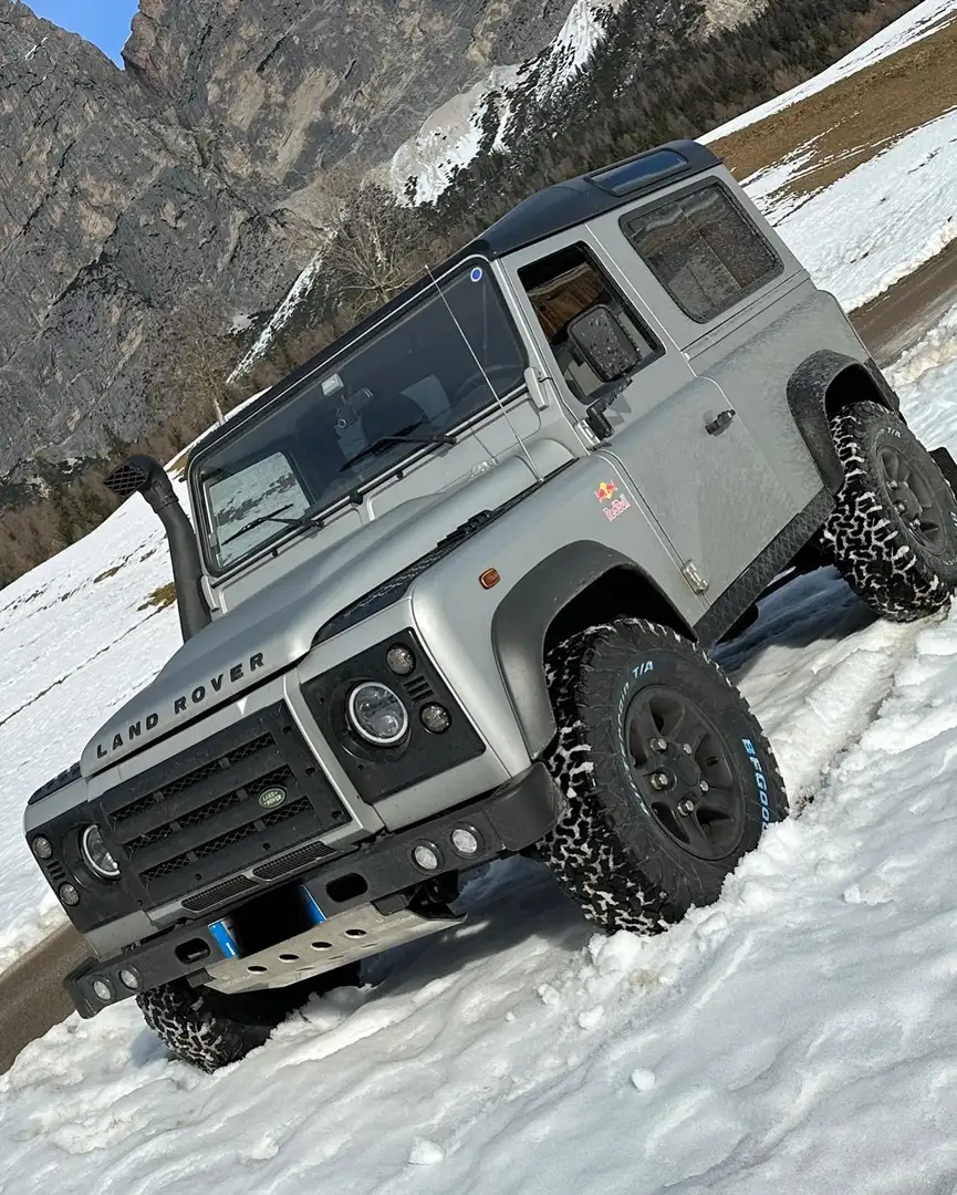 Land Rover Defender Defender VI 2007 90 90 2.4 td SE SW Grigio - 1