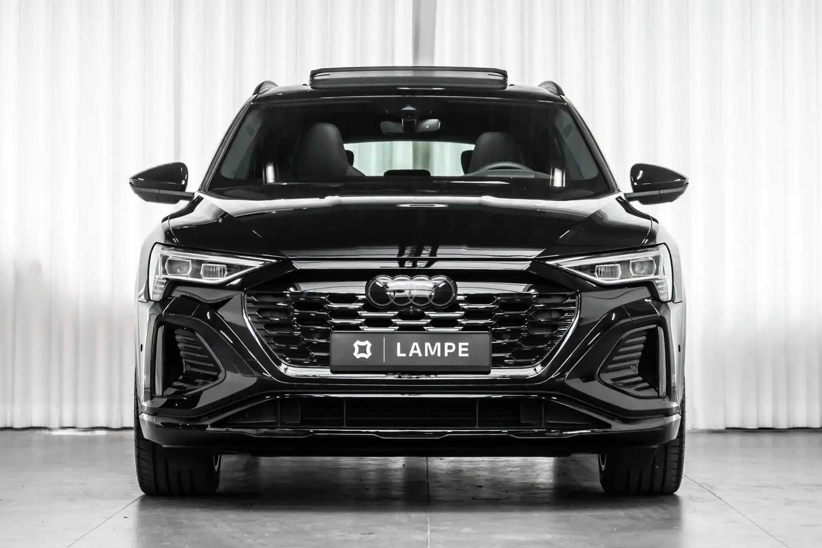 Audi Q8 e-tron 55 quattro S line Pano B&O Keyless Shadow Trekhaak Noir - 2