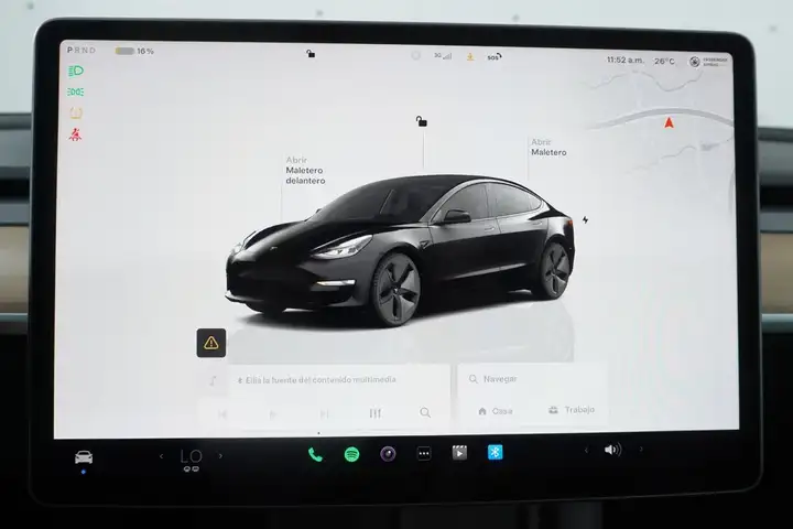 Tesla Model 3 2022, foto 17