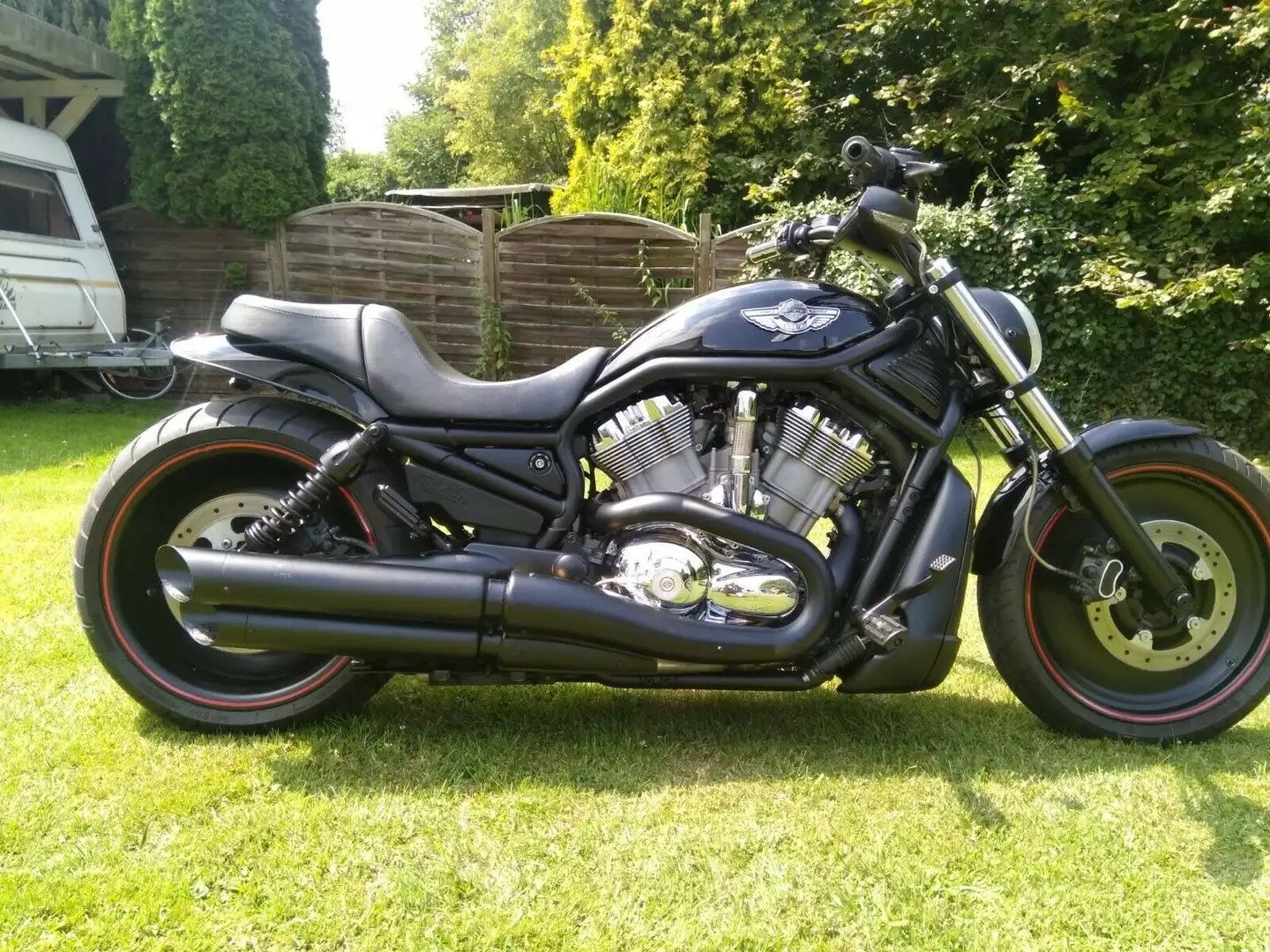 Harley-Davidson V-Rod Zwart - 2