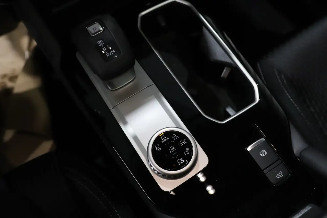 Mitsubishi Outlander снимка Mitsubishi Outlander