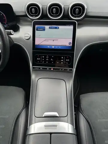 Mercedes-Benz C-Class view 15