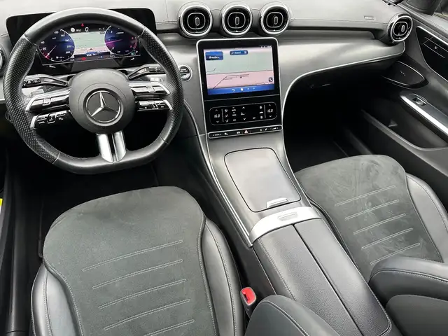Mercedes-Benz C-Class view 14