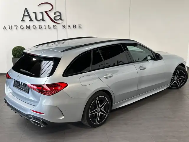 Mercedes-Benz C-Class view 5