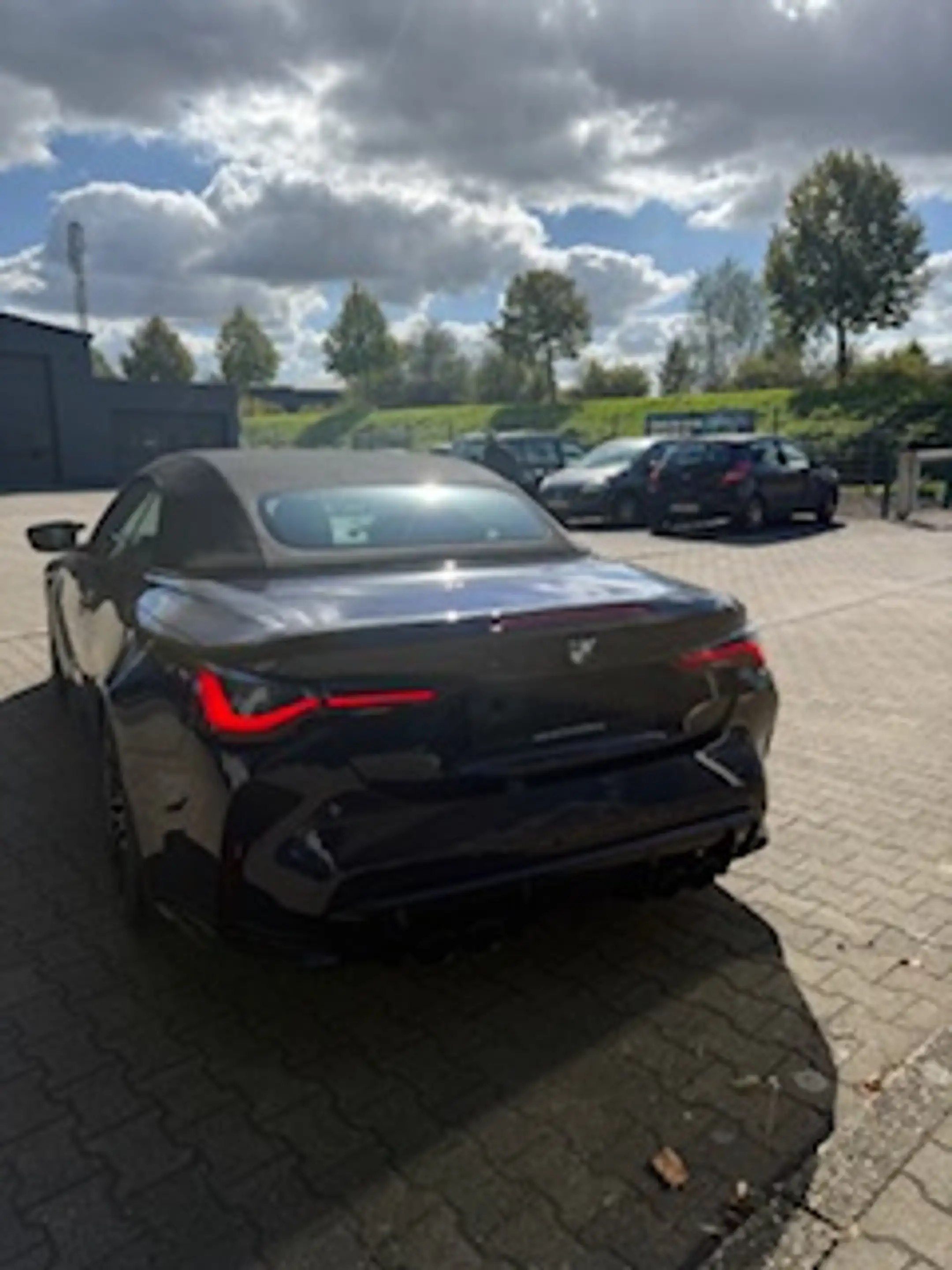 BMW M4 xDrive Competition — photo 6