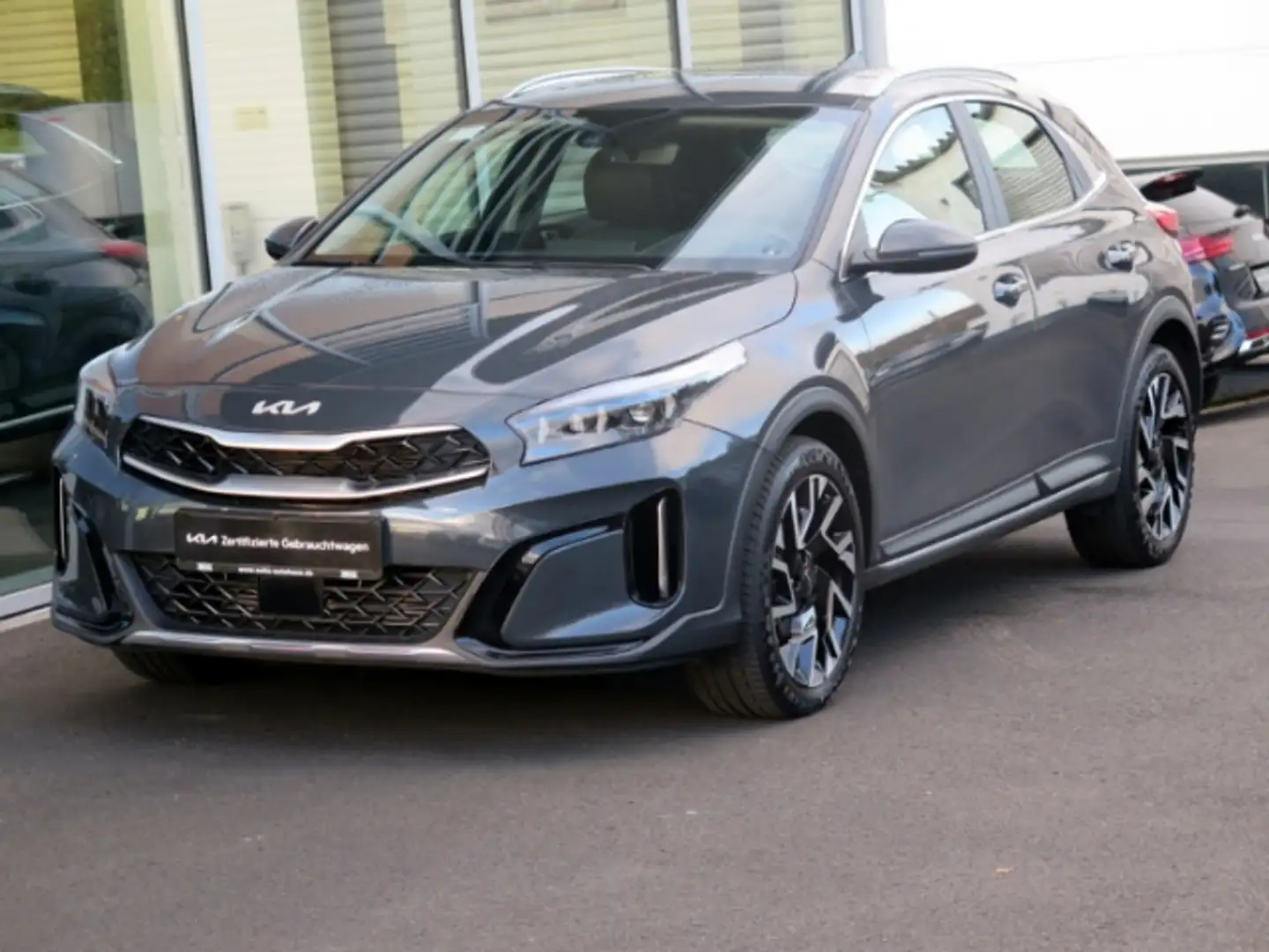 Kia XCeed Spirit 1.5 AT Navi digitales Cockpit Soundsystem J Grijs - 1