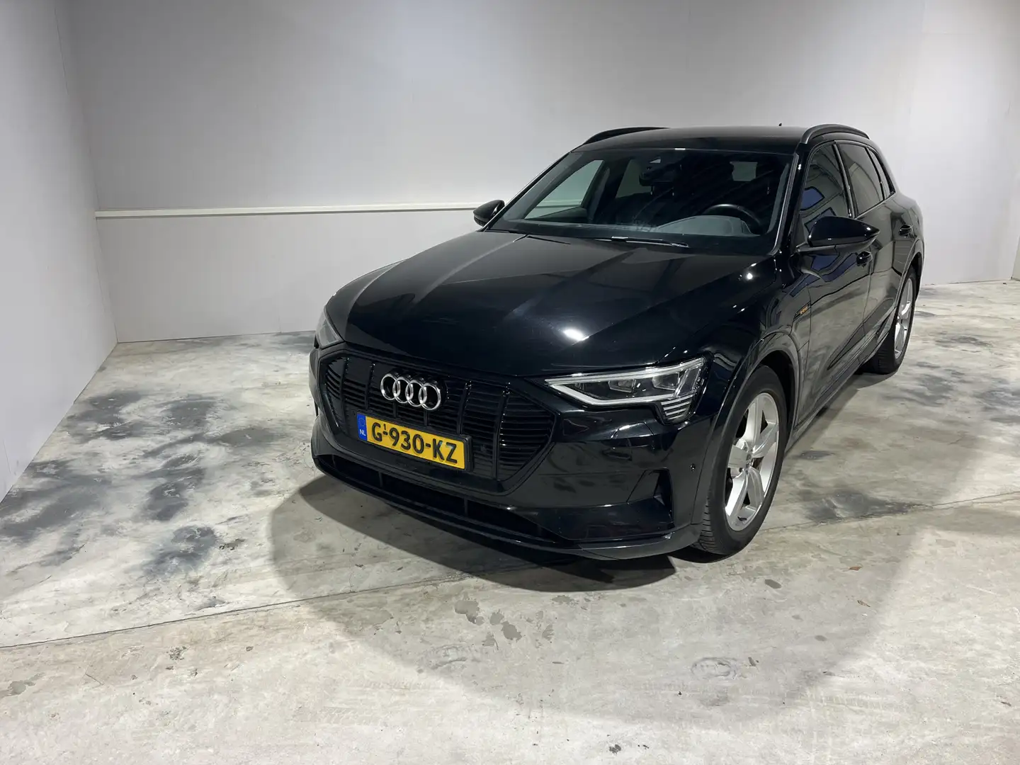 Audi e-tron Audi e-tron 55 Quattro Audi e-tron 55 Quattro| FUL Zwart - 2