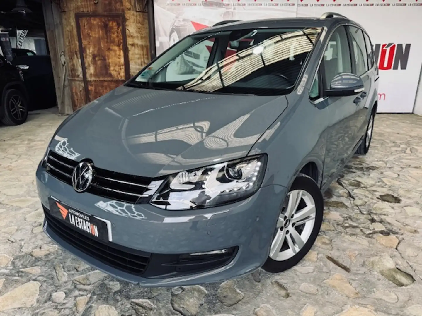 Volkswagen Sharan 1.4 TSI Advance DSG 110kW Gris - 1