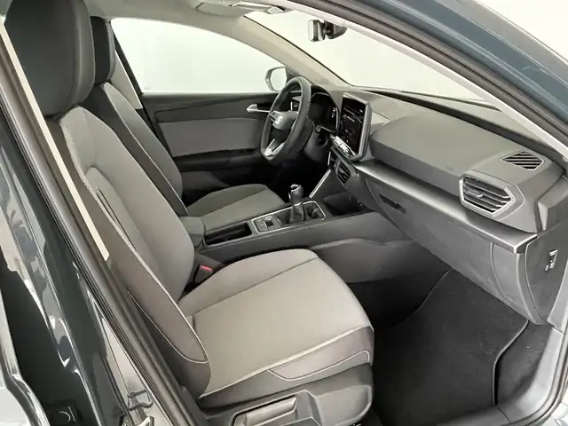 Seat Leon Leon view 5
